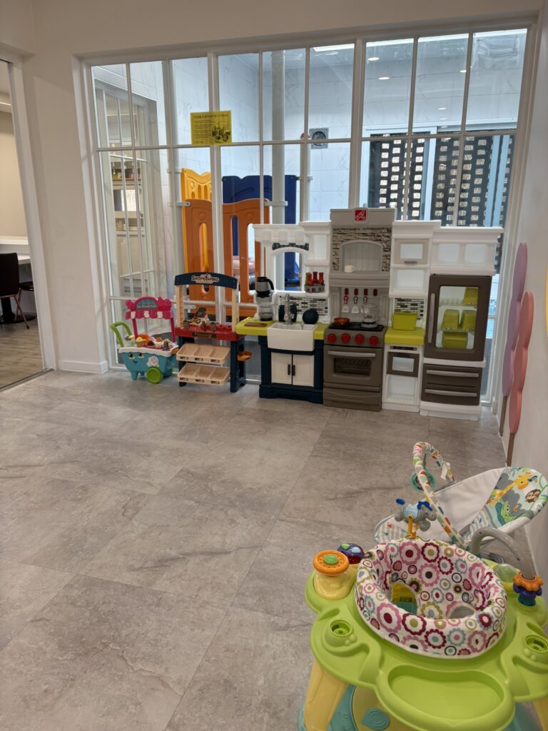 피터팬 키즈풀빌라- 거실, 실내놀이터