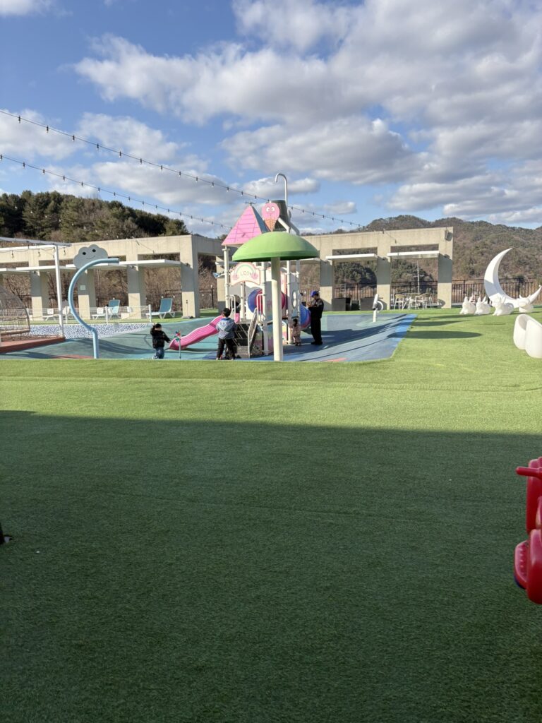 피터팬 키즈풀빌라- 놀이터