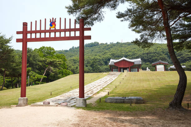 Seoneung Royal Tombs stroller path